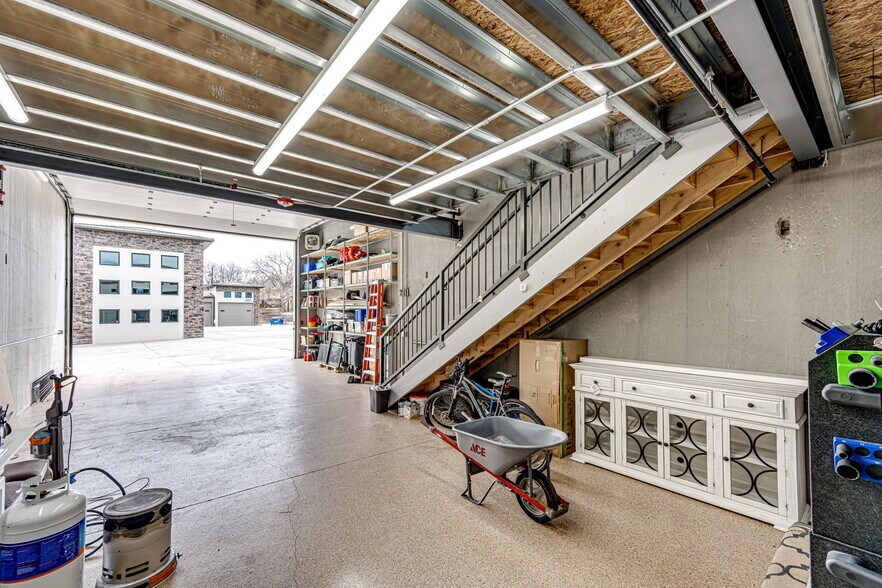 More Photos Of 8052-8072 S Grant Way, Littleton Warehouse For Sale