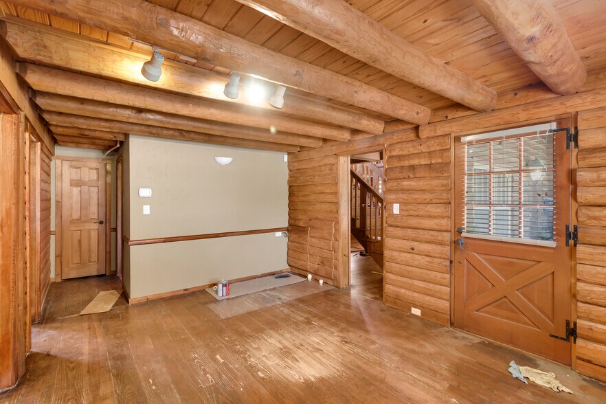 More Photos Of 100 Quest Ct, Keller Office For Sale