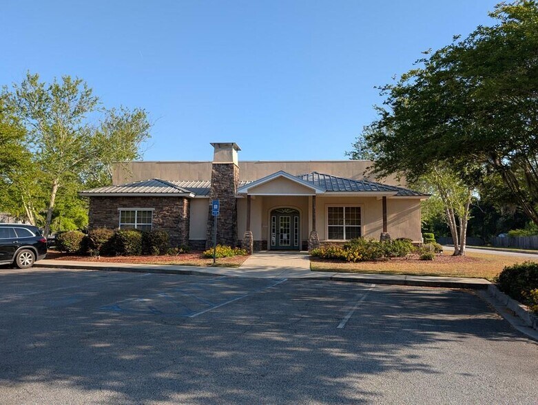Primary Photo Of 4081 Inner Perimeter Rd, Valdosta Office Residential For Sale