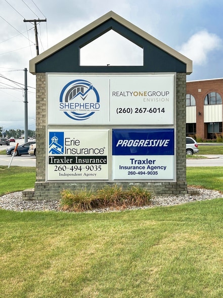 More Photos Of 10729 Coldwater Rd, Fort Wayne Office For Sale