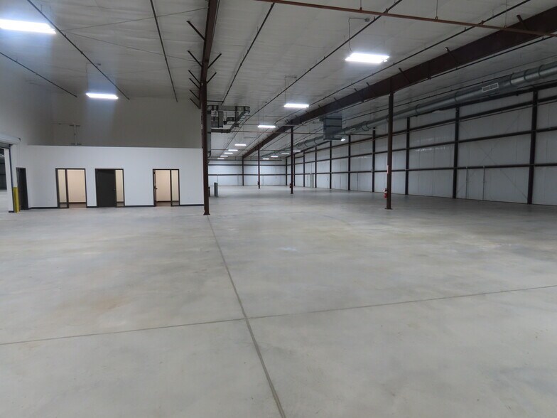 More Photos Of 1205 Commerce St, Caldwell Warehouse For Lease