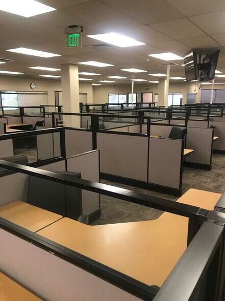 More Photos Of 19601 N Black Canyon Hwy, Phoenix Loft Creative Space For Lease