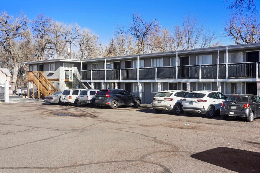 More Photos Of 221-225 E Brookside St, Colorado Springs Apartments For Sale