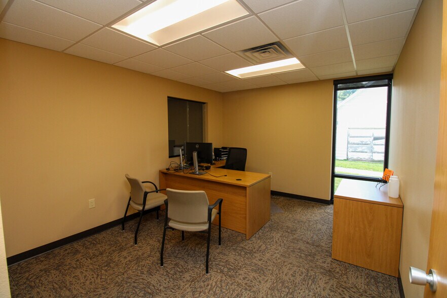 More Photos Of 100 E 3rd St, Galva Office For Sale