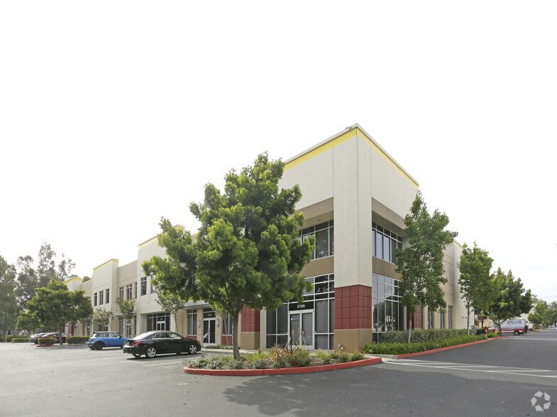 More Photos Of 2188 Ringwood Ave, San Jose Light Distribution For Lease
