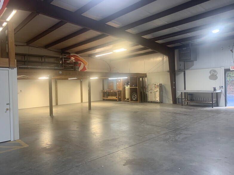 More Photos Of 741 Harry McCarty Rd, Bethlehem Light Distribution For Lease