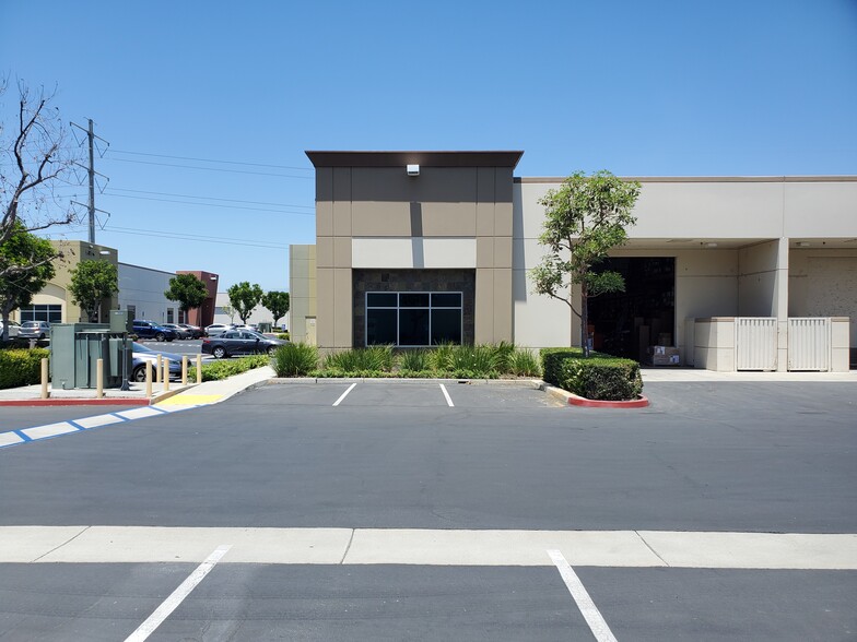 Primary Photo Of 14782 Yorba Ct, Chino Warehouse For Lease