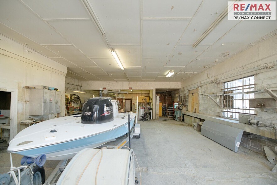 More Photos Of 7826 Warwick Blvd, Newport News General Retail For Sale