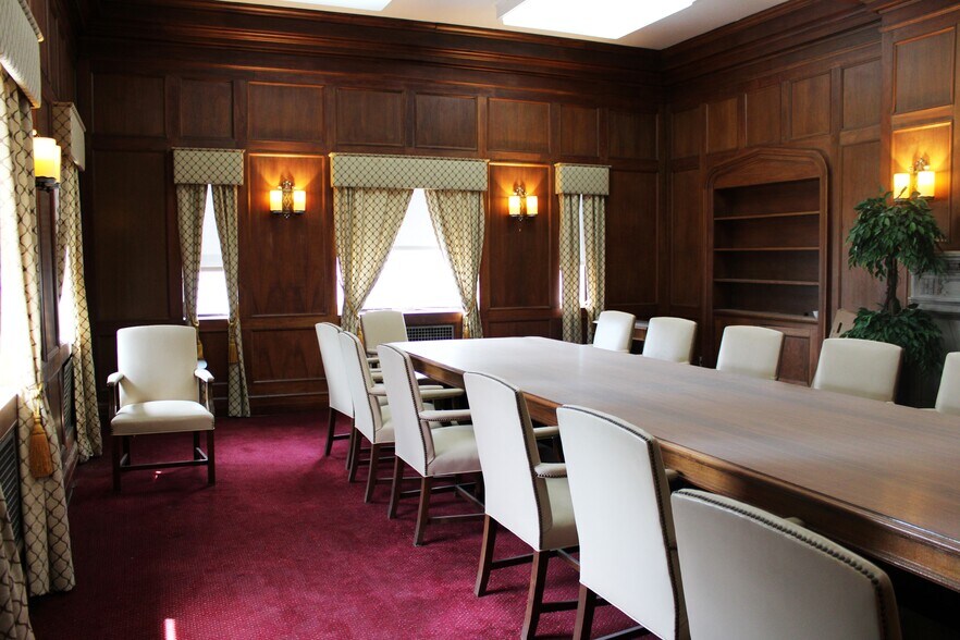 More Photos Of 1214 Castleton Ave, Staten Island Bank For Lease