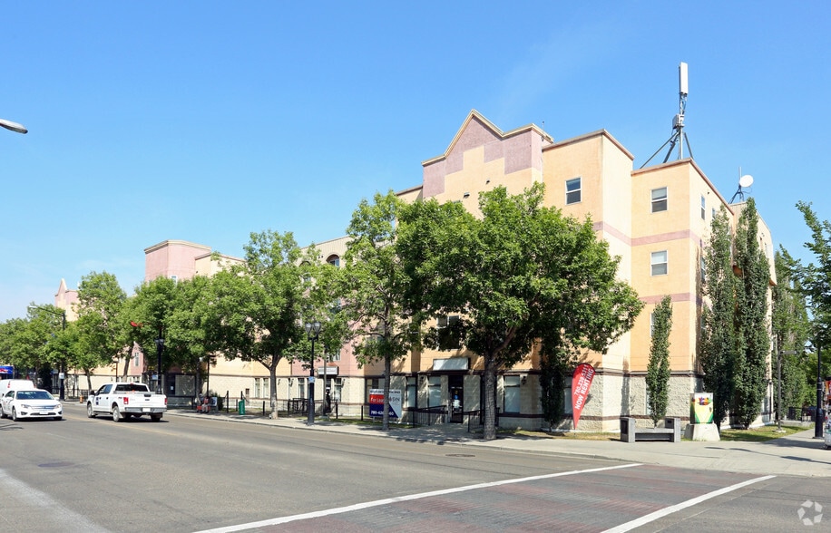 Primary Photo Of 8920 118 Av NW, Edmonton Apartments For Lease