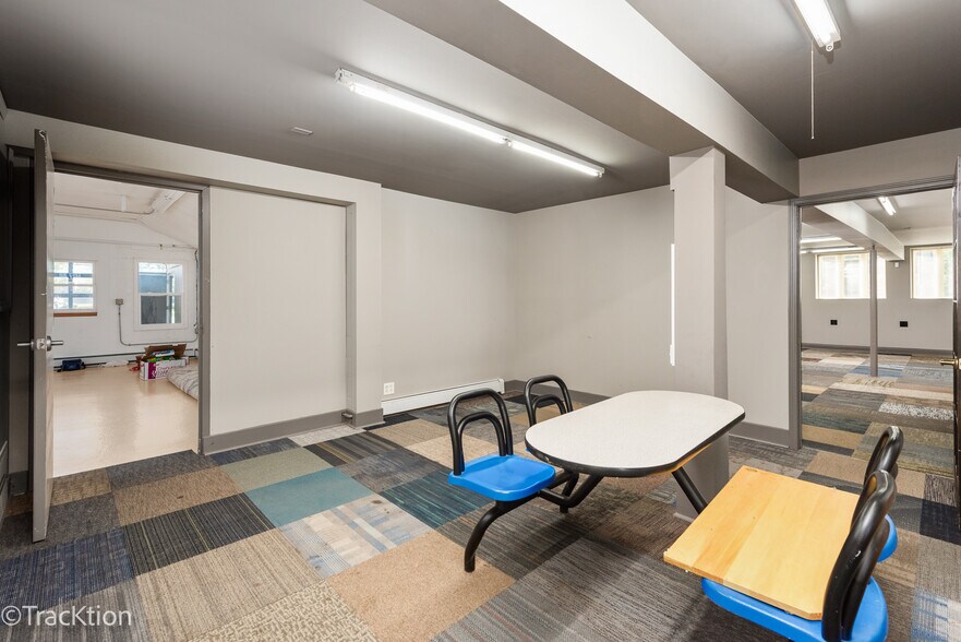 More Photos Of 10709 N Main St, Richmond General Retail For Sale