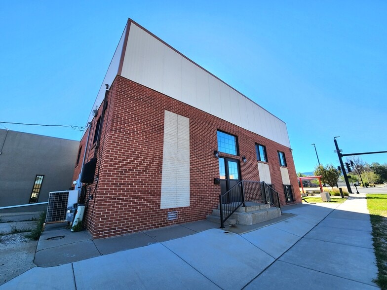More Photos Of 1445 S Poplar St, Casper Office Residential For Lease
