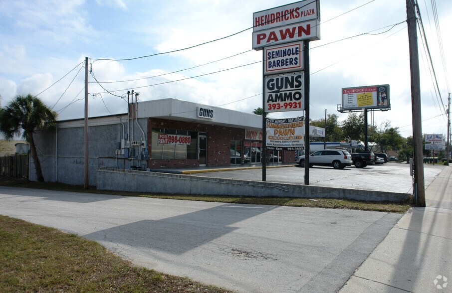 Primary Photo Of 9931-9947 Seminole Blvd, Seminole General Retail For Lease
