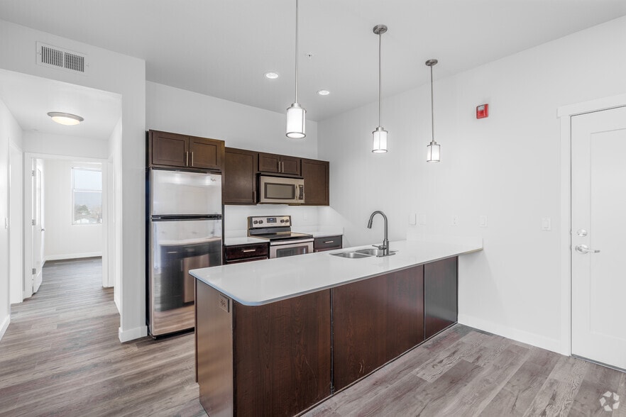 More Photos Of 2120 S Highland Dr, Salt Lake City Apartments For Lease