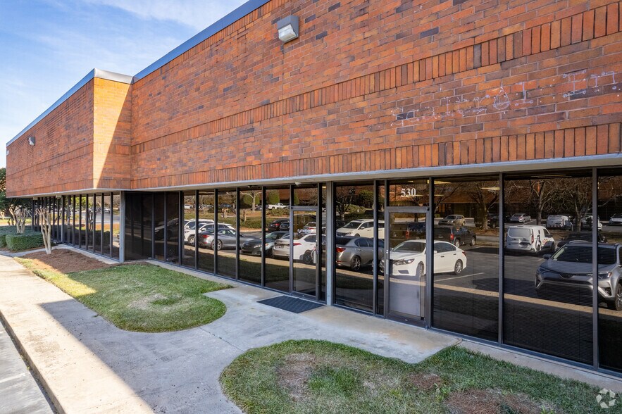 More Photos Of 6230 Regency Pky, Norcross Unknown For Lease