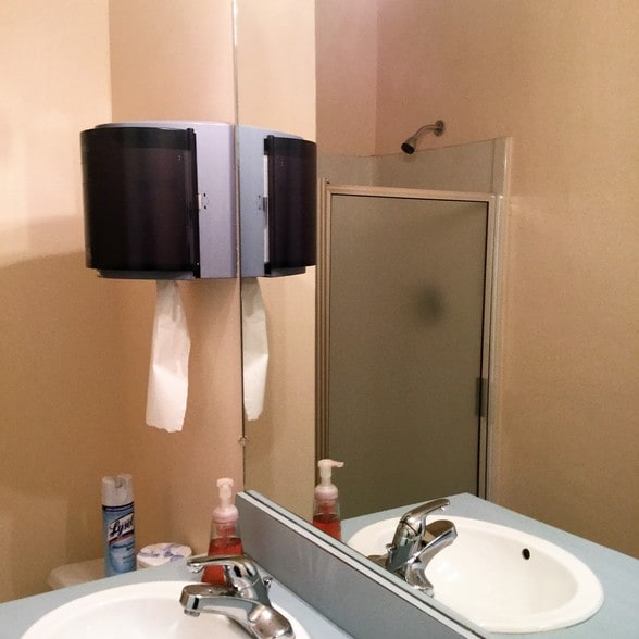 More Photos Of 6285 Garden Walk Blvd, Riverdale Medical For Lease