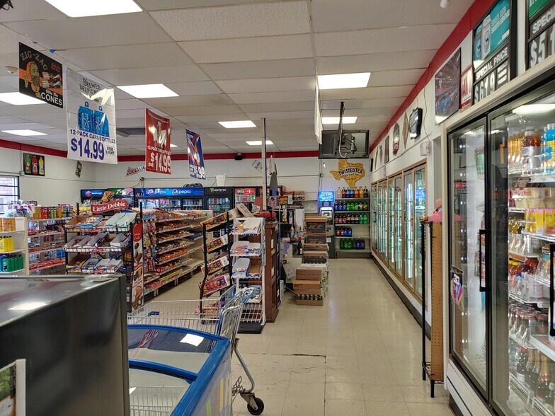 More Photos Of 1408 E Rancier Ave, Killeen Convenience Store For Sale