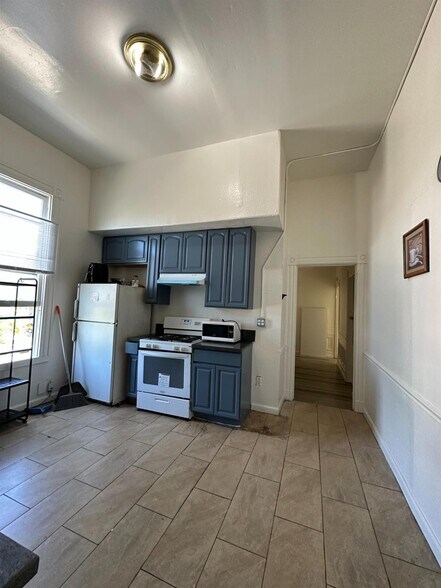 More Photos Of 3200-3208 California St, Berkeley Apartments For Sale