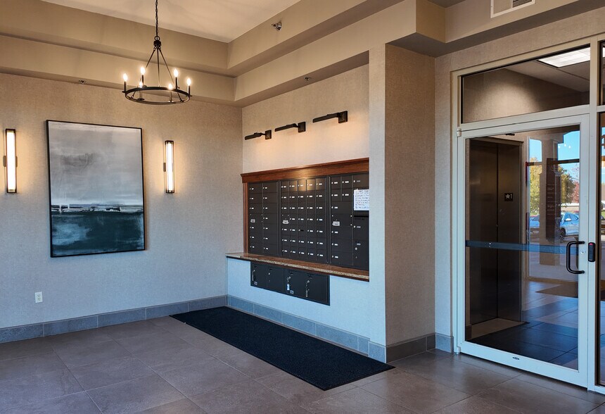 More Photos Of 4301 W 57th St, Sioux Falls Office For Lease