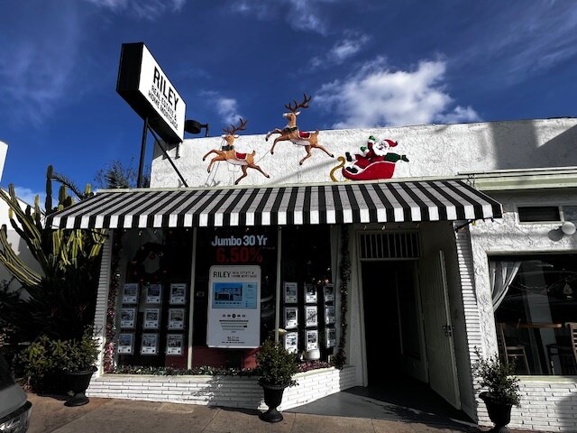 More Photos Of 1850-1854 Hillhurst Ave, Los Angeles Restaurant For Lease