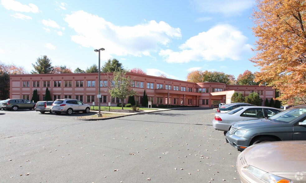 Primary Photo Of 470 Granby Rd, South Hadley Medical For Lease