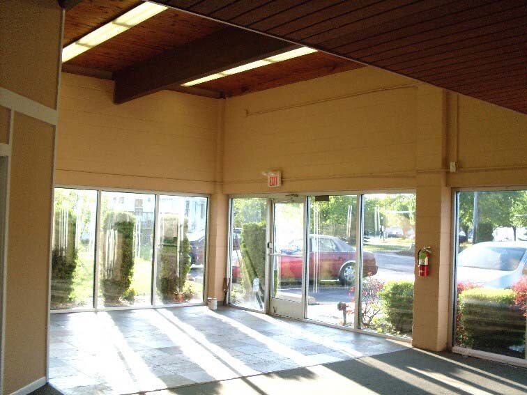 More Photos Of 45570 Maben Rd, Canton Freestanding For Lease