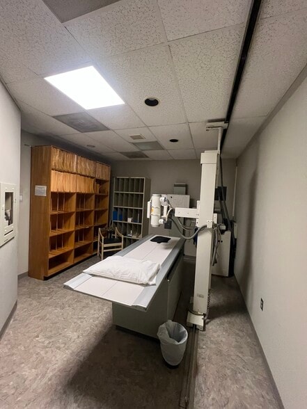 More Photos Of 11808 Kingston Pike, Knoxville Medical For Sale