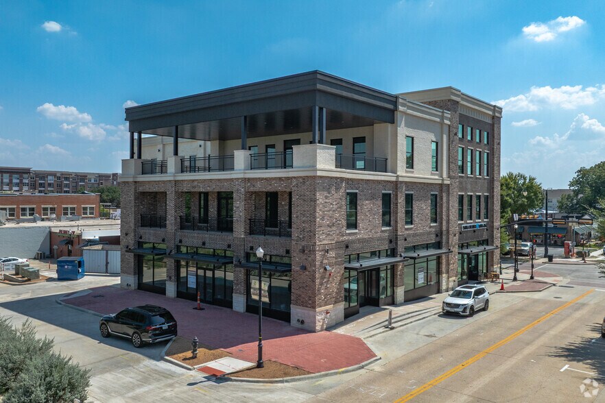 More Photos Of 191 W Main St, Lewisville Storefront Retail Office For Sale