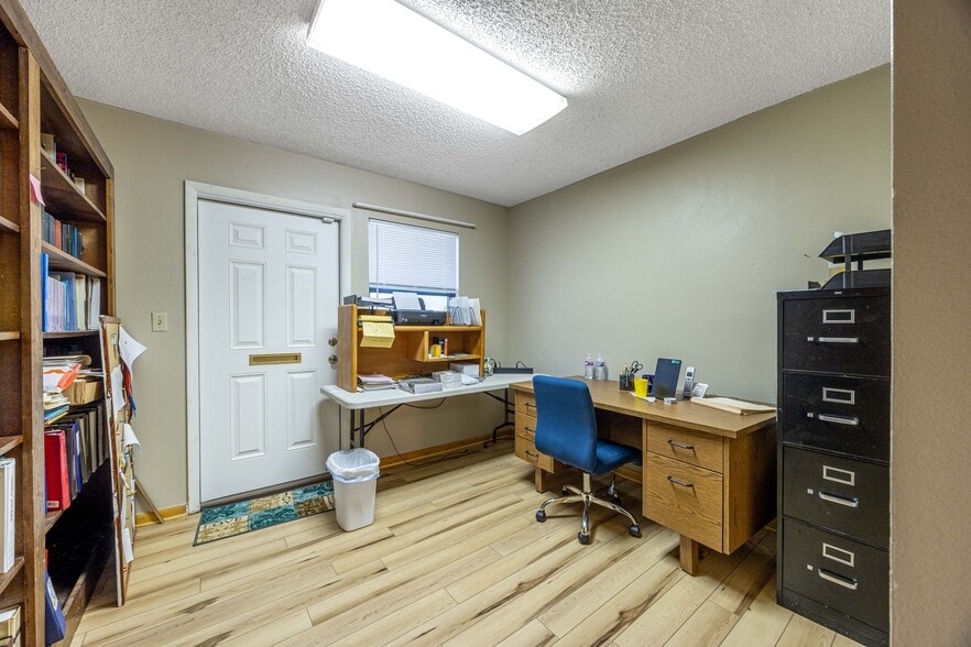 More Photos Of 5056 FL-47, Lake City Specialty For Sale