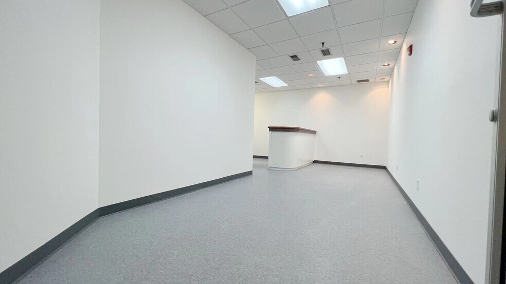 More Photos Of 198-200 Canal St, New York Medical For Sale