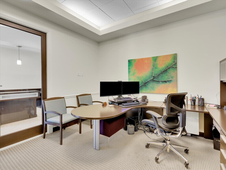 More Photos Of 2890 W State Road 84, Fort Lauderdale Office For Sale