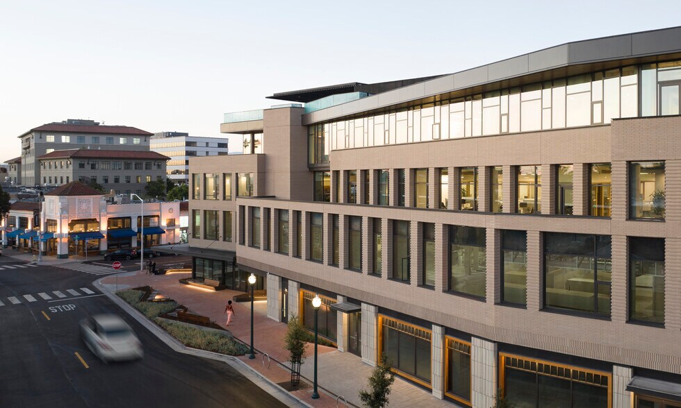 More Photos Of 303 Baldwin Ave, San Mateo Apartments For Lease