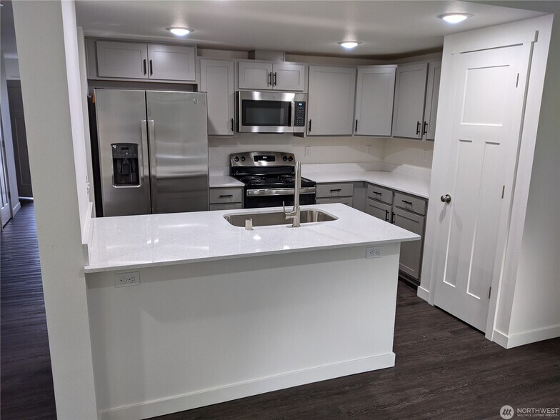 More Photos Of , Centralia Multifamily For Sale