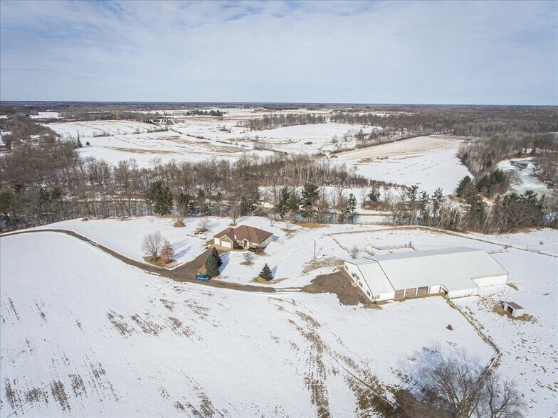 More Photos Of 12446 190th St, Milaca Flex For Sale