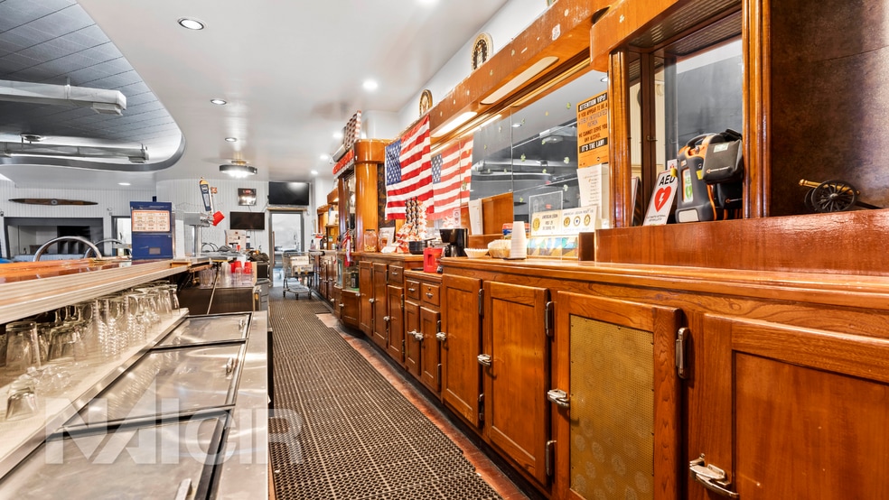 More Photos Of 142 N Hanover St, Carlisle Lodge Meeting Hall For Sale