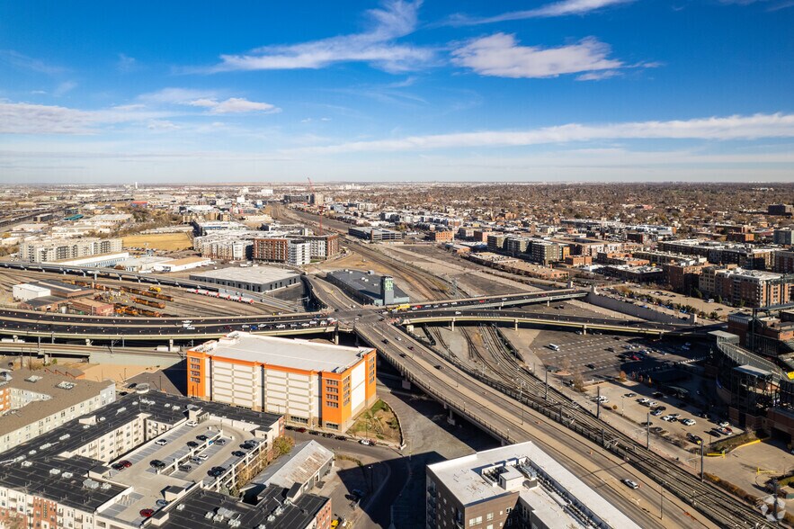 More Photos Of 2520 Wewatta Way, Denver Apartments For Lease