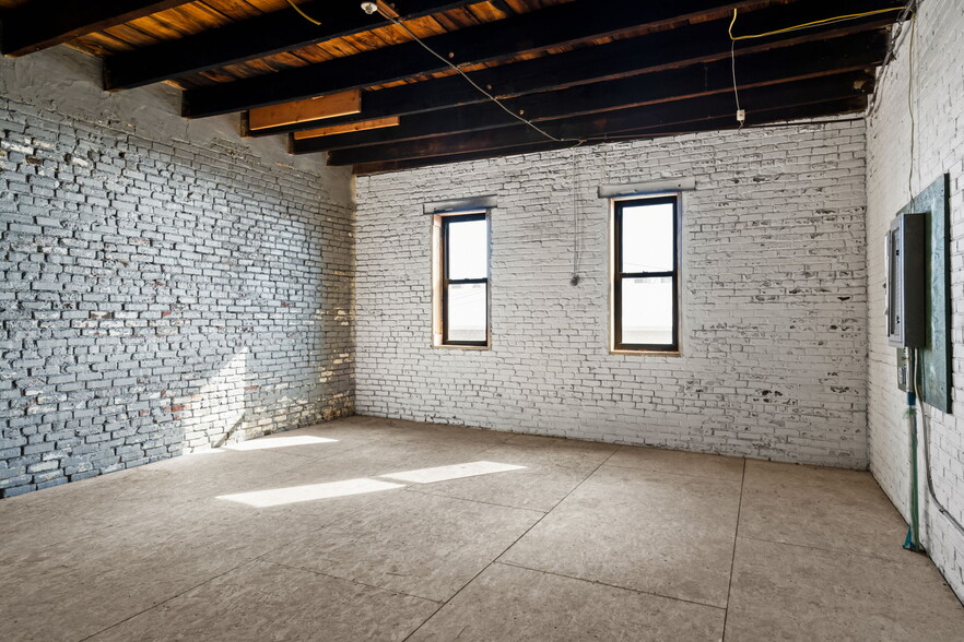 More Photos Of 3547 Kensington Ave, Philadelphia General Retail For Sale
