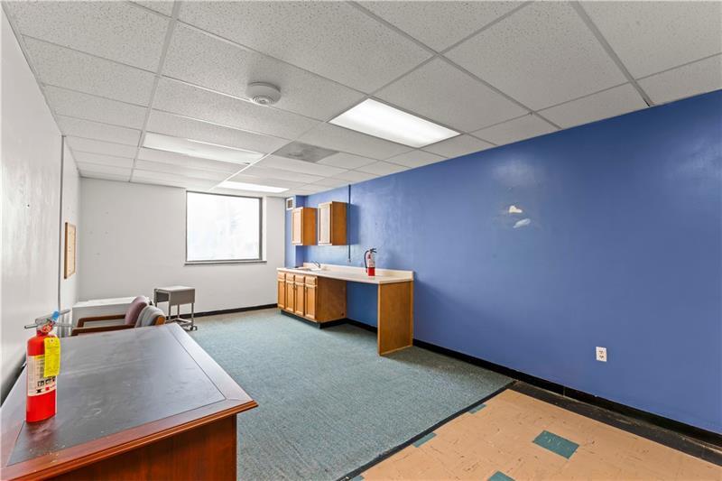 More Photos Of 1530 Hillcrest Ave, Washington Schools For Sale