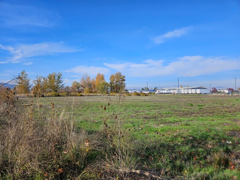 More Photos Of 460 Federal Way, Central Point Land For Sale