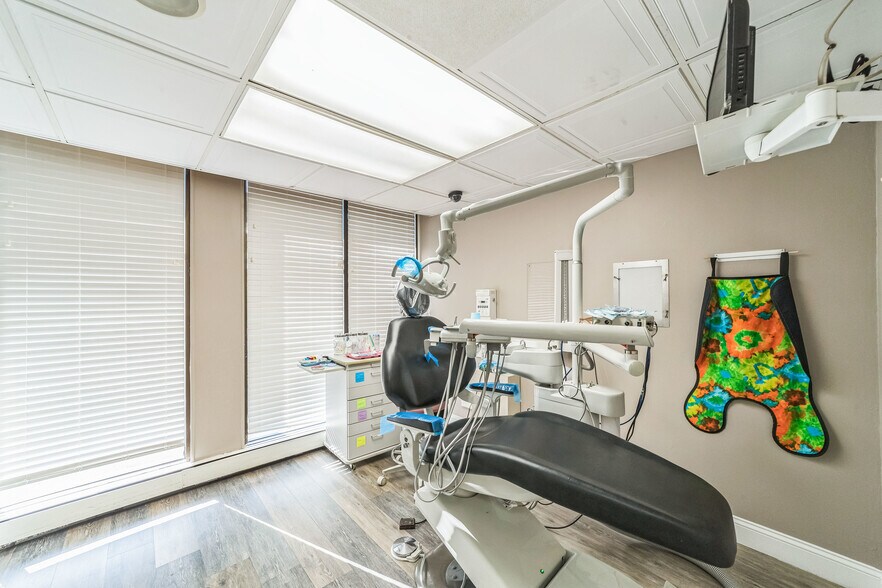 More Photos Of 326 Broad St, Red Bank Medical For Sale