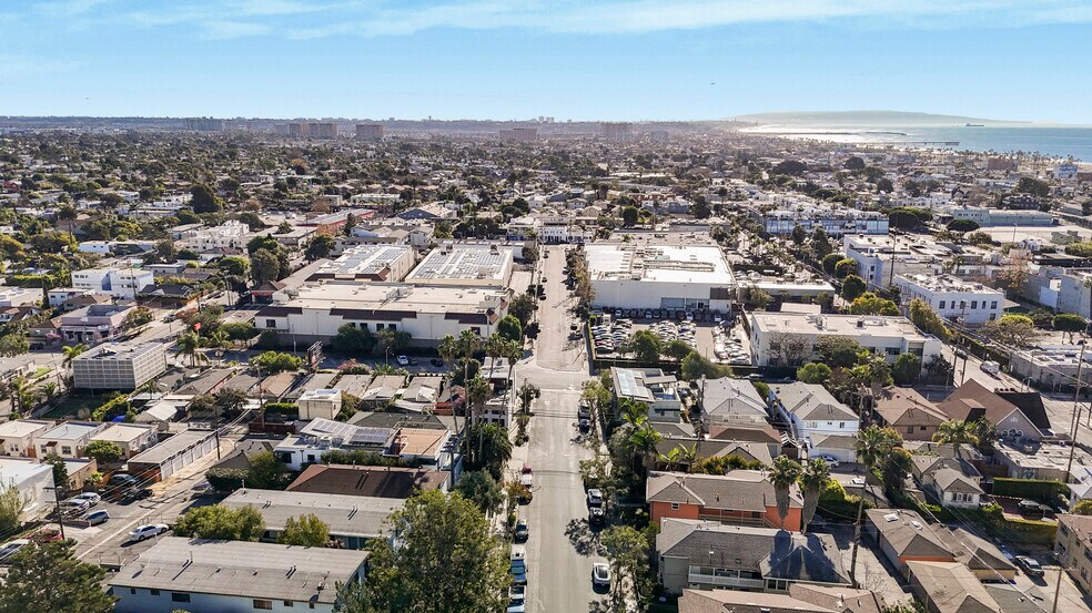 More Photos Of 240 3rd Ave, Venice Apartments For Sale