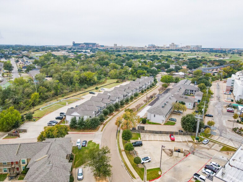 More Photos Of 304 Redmond Dr, College Station Multifamily For Sale