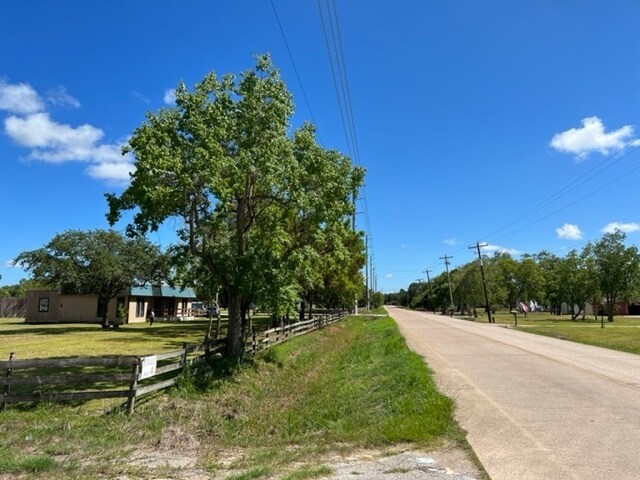 More Photos Of 6115 Delany Rd, Hitchcock Land For Sale