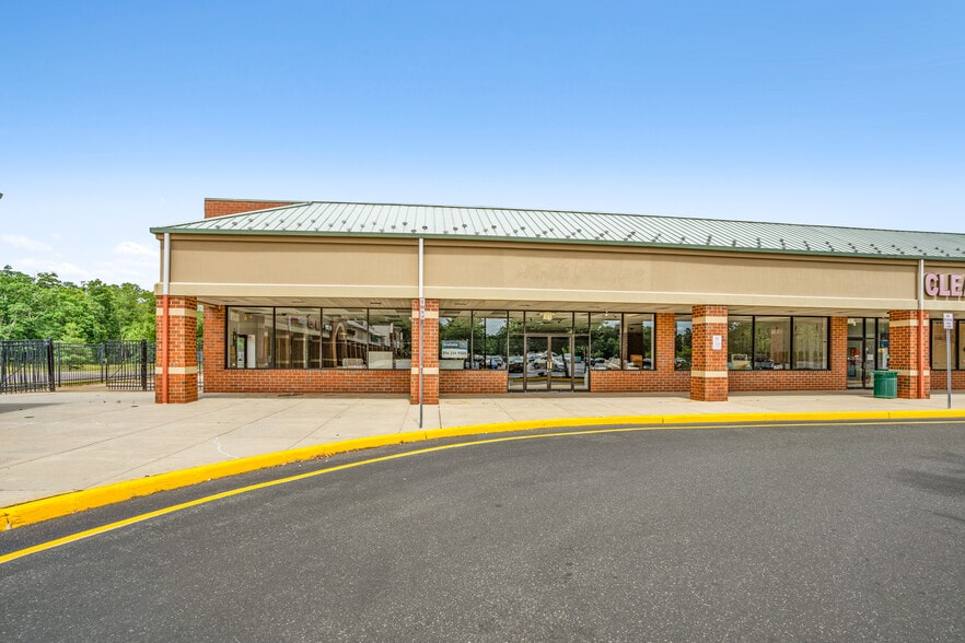 More Photos Of 18 Broadway, Browns Mills Unknown For Lease