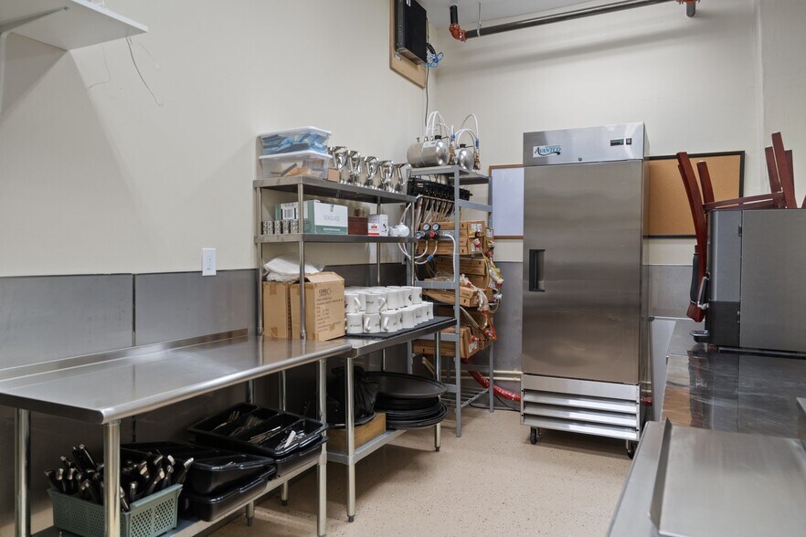 More Photos Of 8123 S Lecanto Hwy, Lecanto Restaurant For Sale