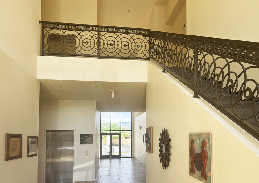 More Photos Of 1101 Golf Course Rd SE, Rio Rancho Medical For Sale