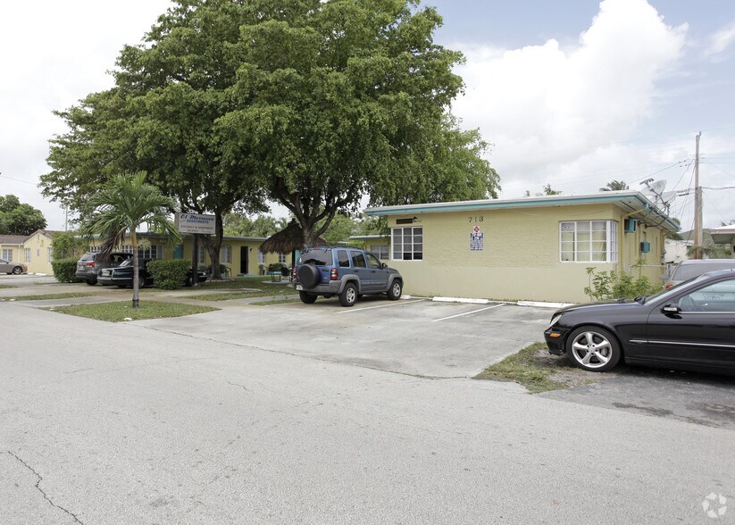More Photos Of 705-713 NE 3rd St, Hallandale Beach Apartments For Sale