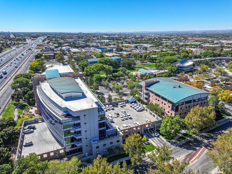 More Photos Of 100 Sun Ave NE, Albuquerque Office For Sale