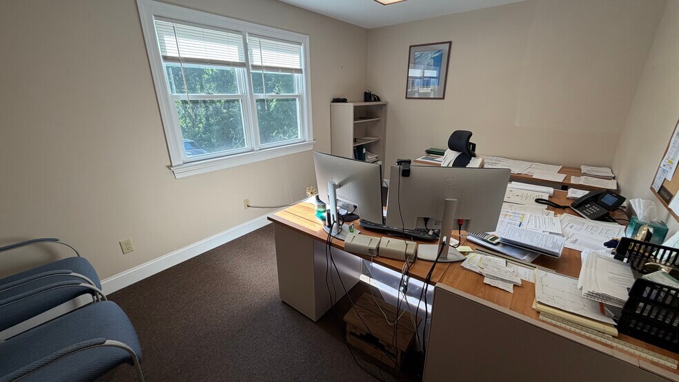 More Photos Of 205 State Route 31 N, Washington Office Residential For Sale