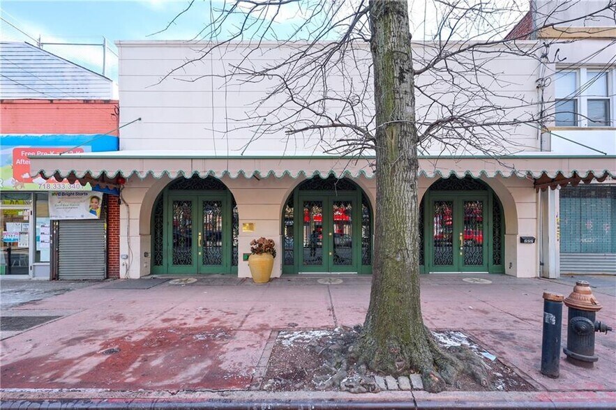 Primary Photo Of 222 Avenue U, Brooklyn Restaurant For Sale